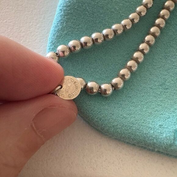 Tiffany & Co. Silver Heart Bracelet - Picture 4 of 5